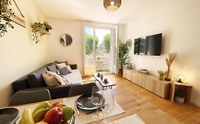 Le Bourget, Grand appartement proche du centre